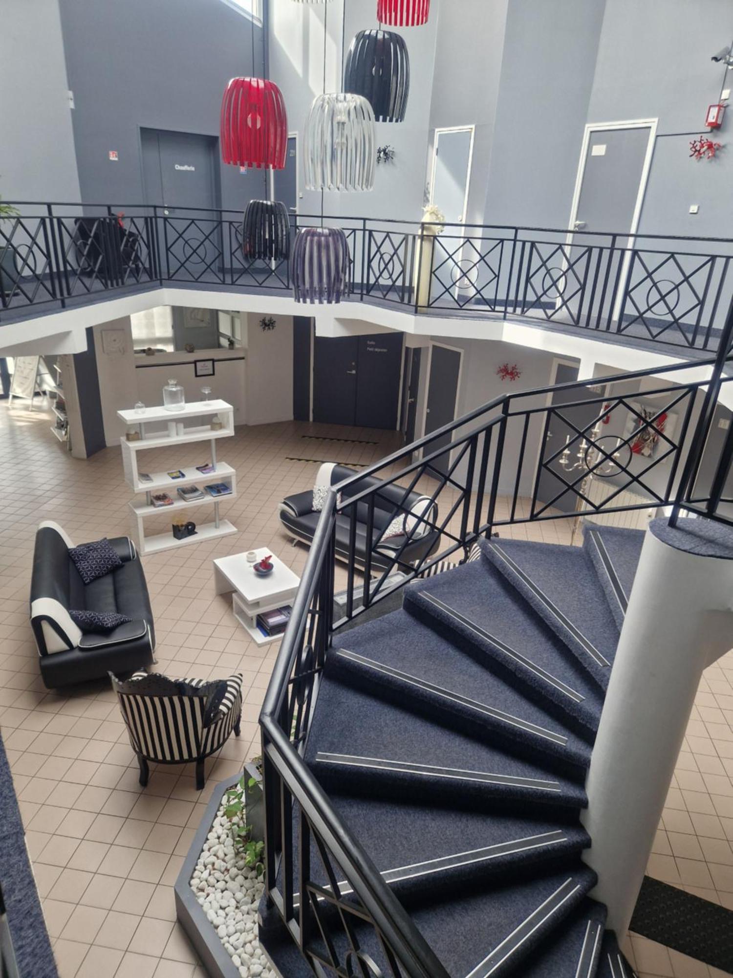 Agape Hotel Niort- Bessines Luaran gambar