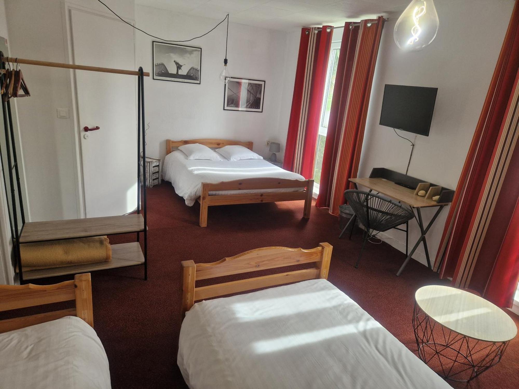 Agape Hotel Niort- Bessines Luaran gambar