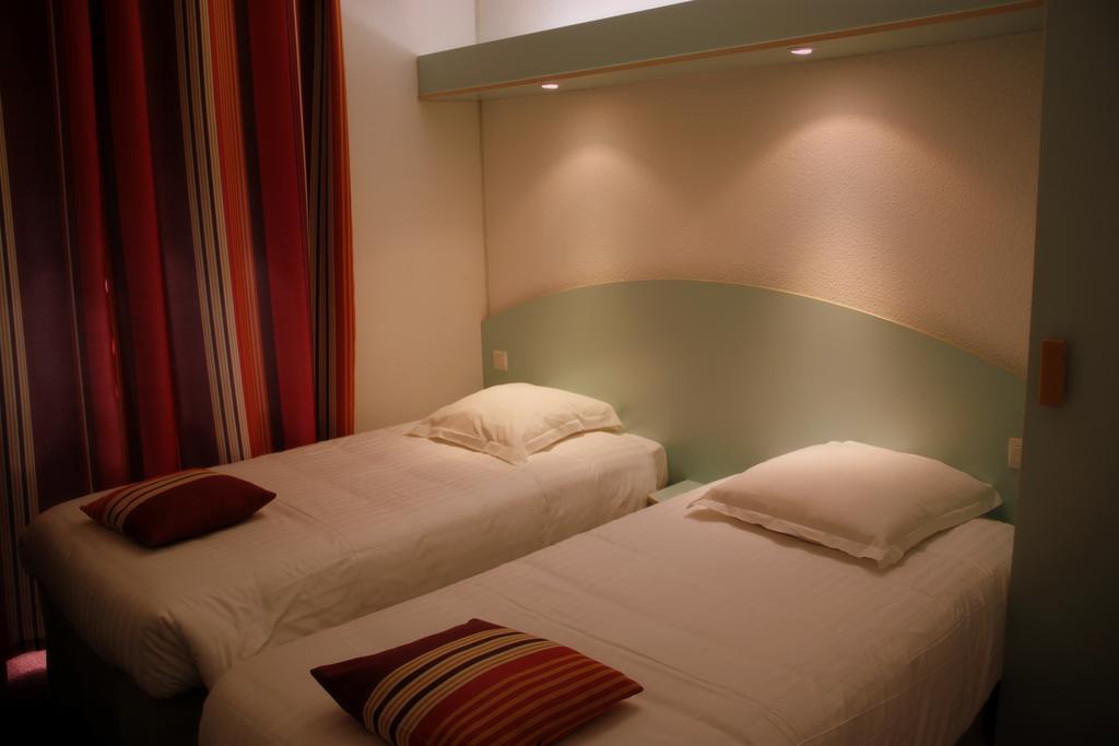 Agape Hotel Niort- Bessines Luaran gambar