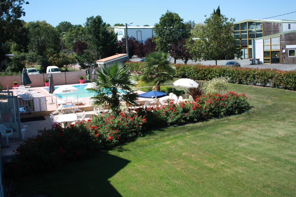 Agape Hotel Niort- Bessines Luaran gambar