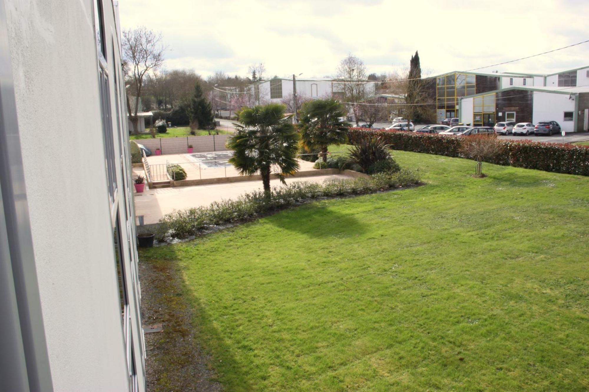 Agape Hotel Niort- Bessines Luaran gambar