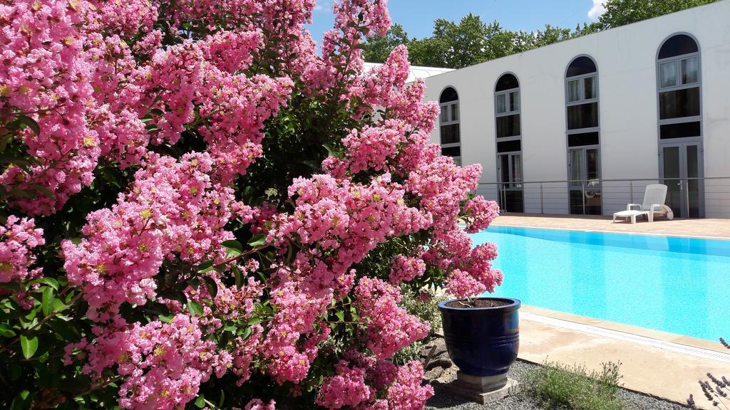 Agape Hotel Niort- Bessines Luaran gambar